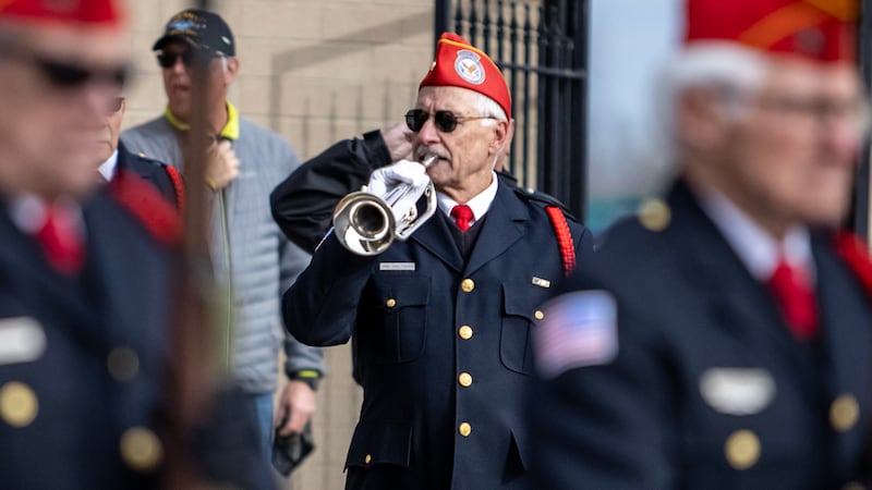 Volunteers needed for Abraham Lincoln Cemetery memorial squad to serve at military burial services