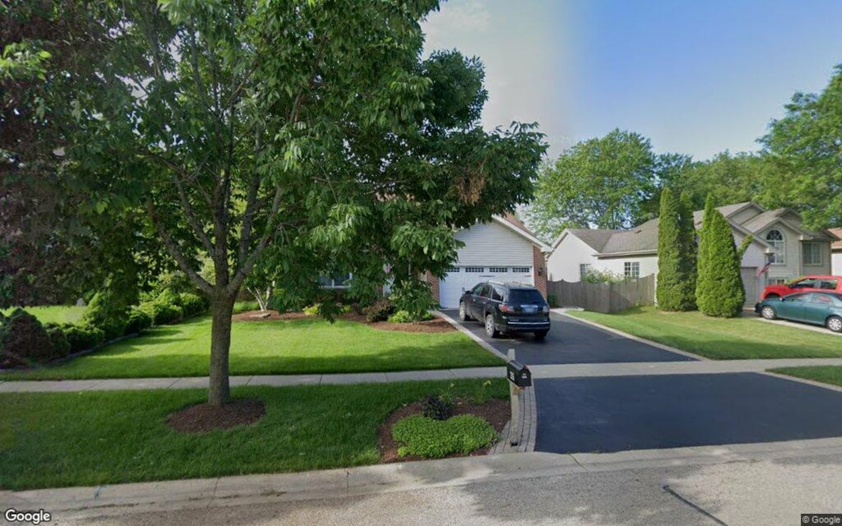 Sale closed in Crystal Lake: $455,000 for a residential home