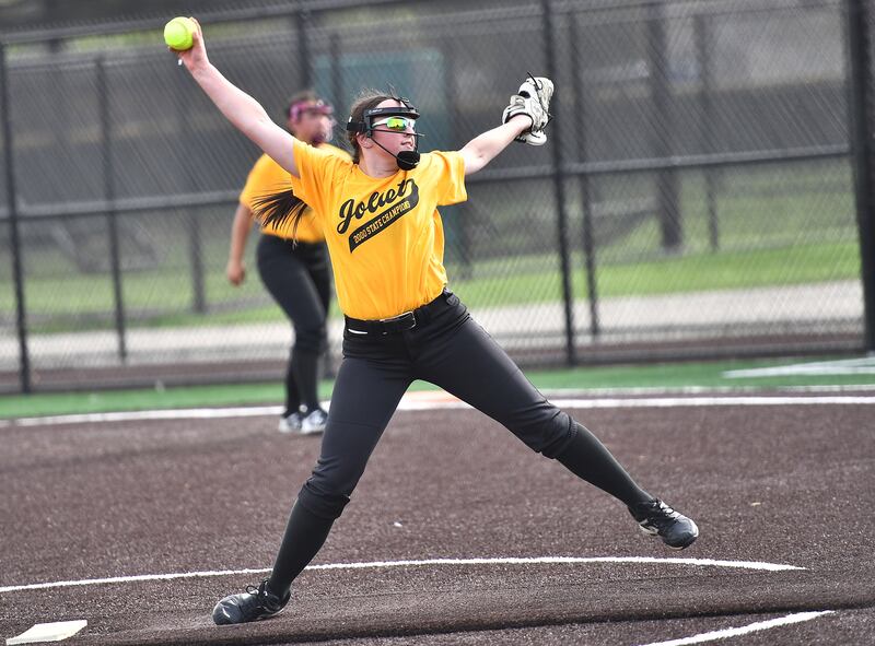 Joliet West's Cole Laci throws a pitch during the conference game against Joliet Central on Monday, May. 12, 2025, at Joliet.