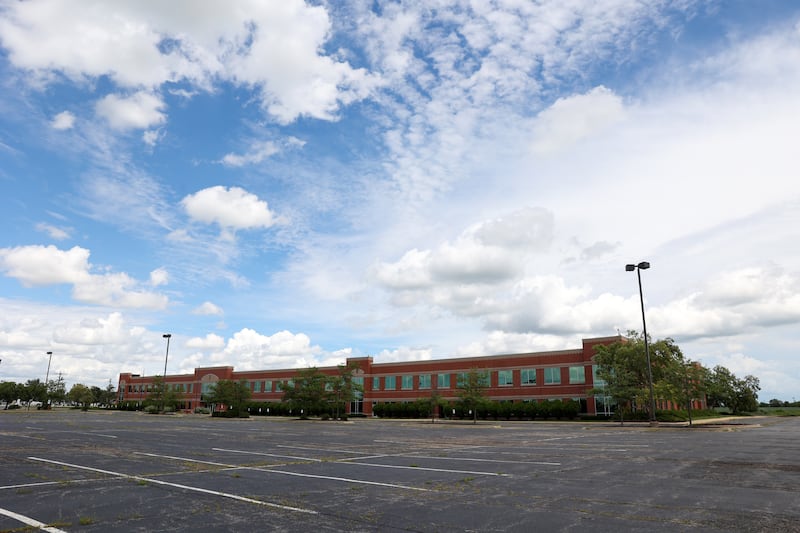 The former Cigna building in Bourbonnais has been donated to Riverside Healthcare. The long-vacant building is adjacent to the healthcare system’s Health Fitness Center and expanding campus in Bourbonnais along North Convent Street.