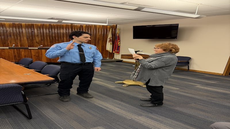 Streator fire department welcomes two new firefighters