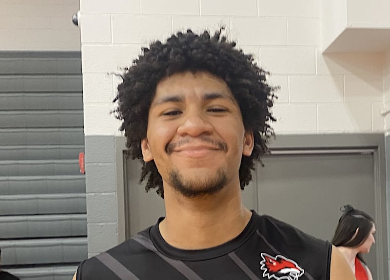 Yorkville's Micheal Harry