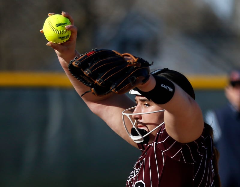Prairie Ridge's Reese Mosolino throws a pitch during Fox Valley Conference softball game against Huntley on Monday, April 14, 2025, at Prairie Ridge High School in Crystal Lake.