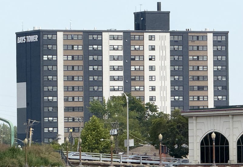 Bays Investment Corp will host a ceremonious ribbon cutting for its Bays Tower in Joliet on Thursday.