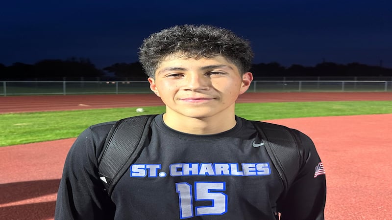 Wicho DelaPaz’s go-ahead goal in 75th minute sends St. Charles North over Dundee-Crown in sectional semifinal