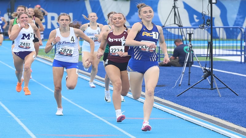 Prairie Ridge’s Anneke Dam sparkles at state, takes second in Class 2A 800