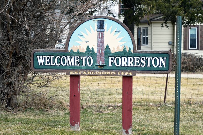 Welcome to Forreston sign.