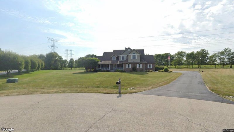 Residential home sells in Crystal Lake for $580,000