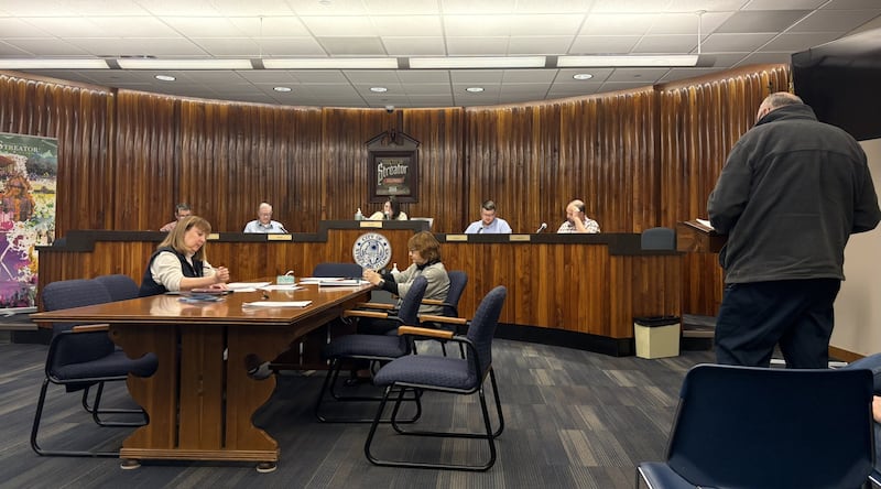 Streator City Manager Dave Plyman explains proposed changes to the city’s financial policy manual during a council meeting.