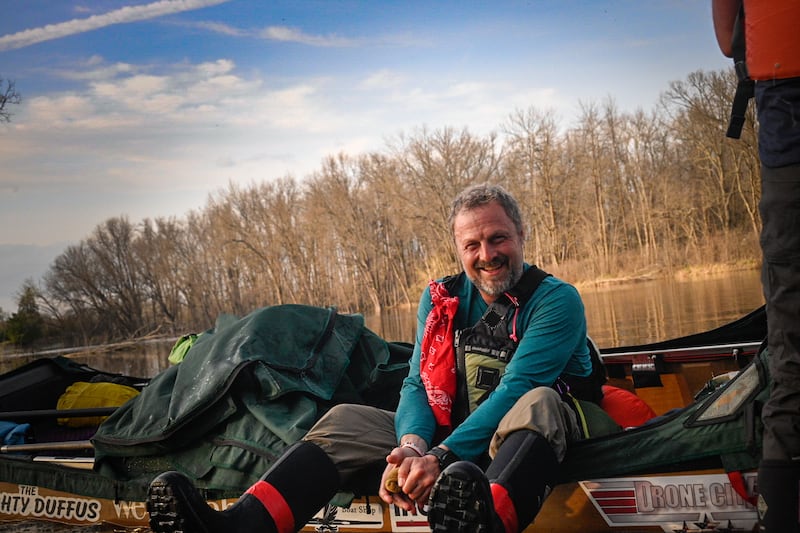 Yorkville-native, Wally Werderich, embarks upon his 2023 world record canoe trip down the Mississippi River. His team of four paddlers, made it down the entire river in just under 17 days without stopping.