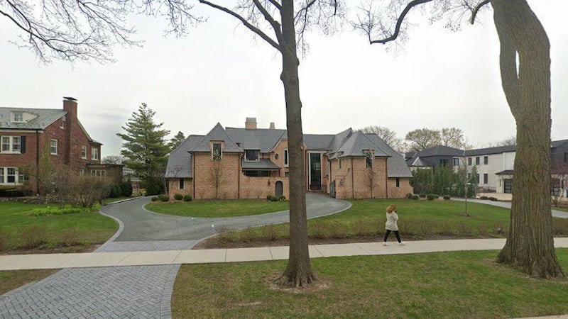 Single-family home sells in Hinsdale for $7.15 million