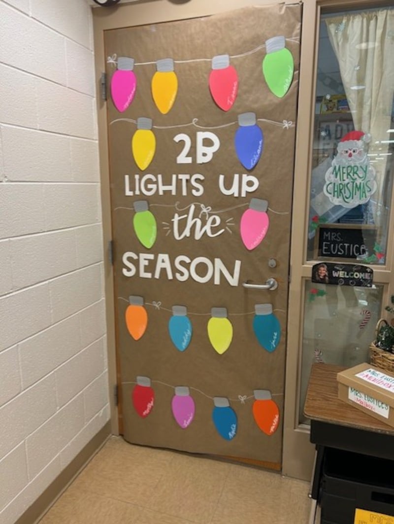 Putnam County Primary School has been transformed into a festive winter wonderland this holiday season, bringing excitement to students, staff and visitors.