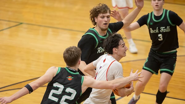 Oregon takes control early, pulls away from Rock Falls