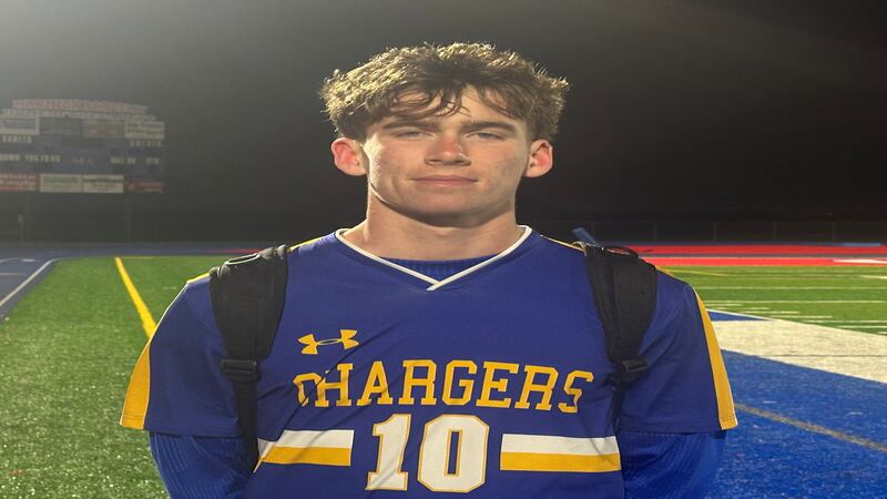 Marmion, Aurora Central Catholic advance to regional final with convincing victories