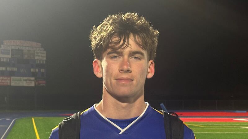 Marmion, Aurora Central Catholic advance to regional final with convincing victories