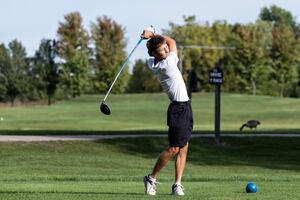 Tyler Rea, Lincoln-Way East capture Class 3A golf regional championship