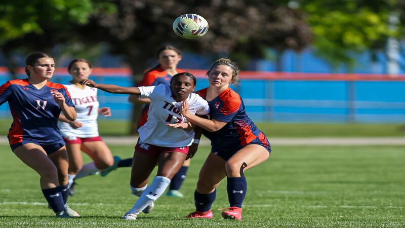 Photos: Oswego vs. Plainfield North girls soccer