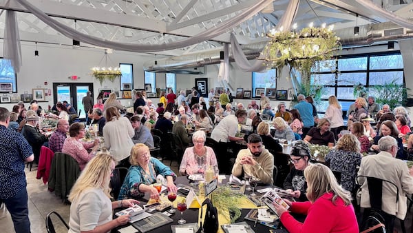 Art Dash draws crowd, raises funds for Oregon’s Serenity Hospice and Home