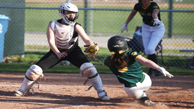 Photos: Watseka at Grant Park, softball
