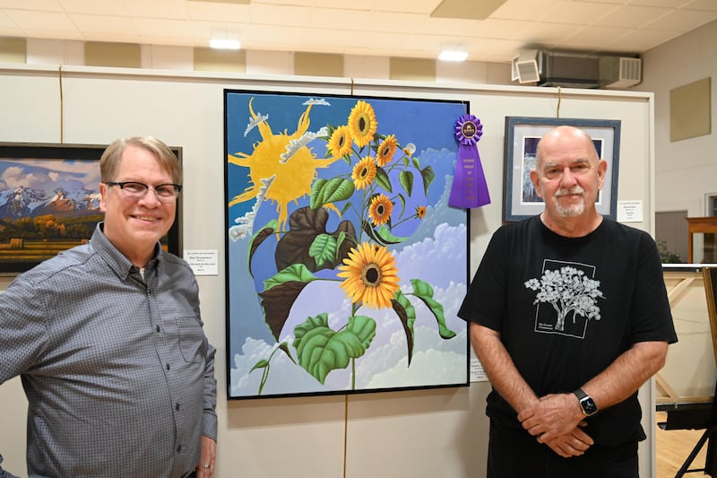 Best of Show winner “Sante Fe Sunflower” with Jon Wildman and Timothy Griffith.