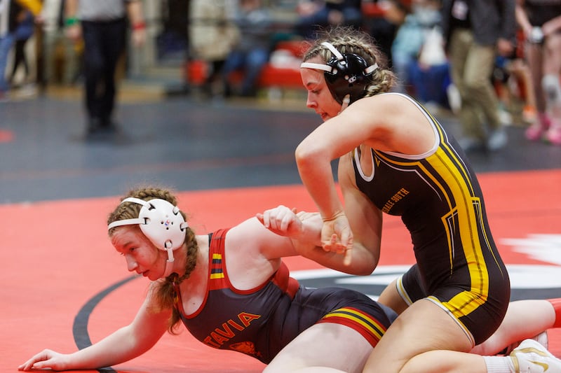 Hinsdale South's Callie Carr and Batavia's Audrey Sheldon compete in the championship 155 lb class at the East Aurora Wrestling Regional on Saturday, Feb.7,2026 in Aurora.