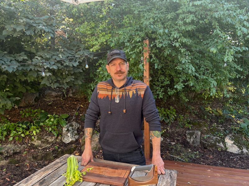 Army veteran and Trout Valley resident Doug Katz created the Nulu kitchen knife specially designed for people with mobility disabilities.