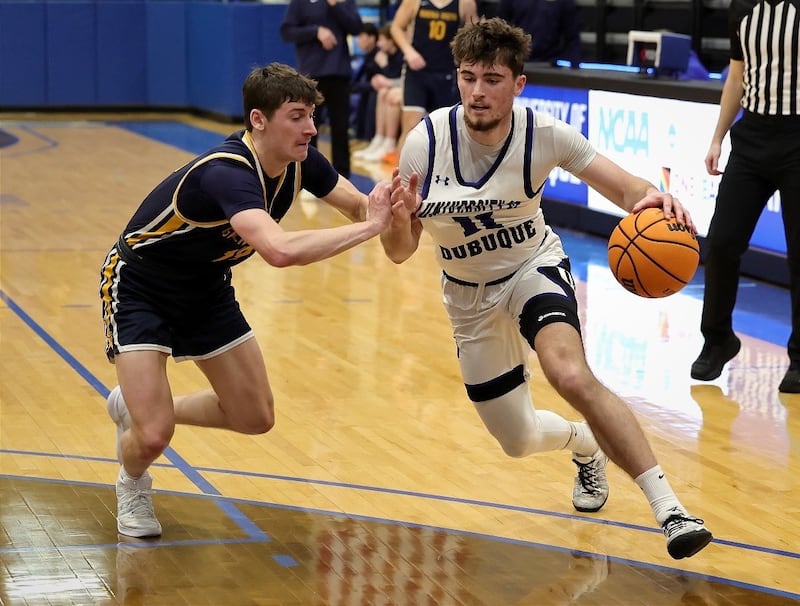 Dubuque junior Grady Thompson of Princeton was named as the American Rivers Conference Men’s Basketball Athlete of the Week. In two games, he averaged 21 points, 6.5 rebounds, 1.5 assists and was 12-13 at the line (92.3%).