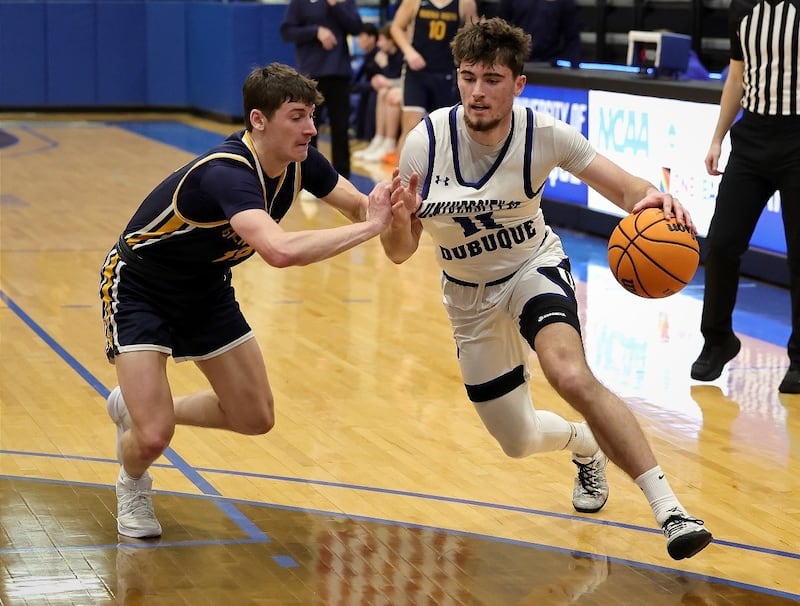 Dubuque junior Grady Thompson of Princeton was named as the American Rivers Conference Men’s Basketball Athlete of the Week. In two games, he averaged 21 points, 6.5 rebounds, 1.5 assists and was 12-13 at the line (92.3%).