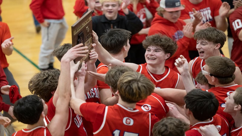 Oregon goes wire-to-wire, tops Mendota for 2A Rock Falls Regional title
