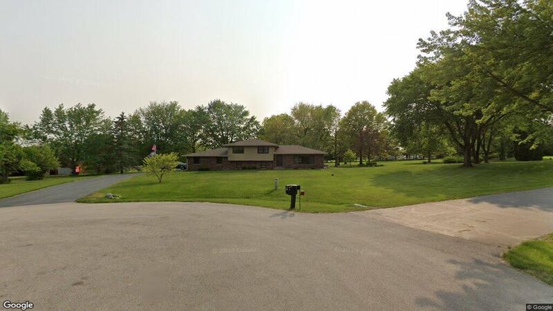 Single-family home sells for $475,000 in Oswego