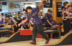 Rochelle bowler Austin Hartnett bowls 300 game at T-Byrd Lanes 