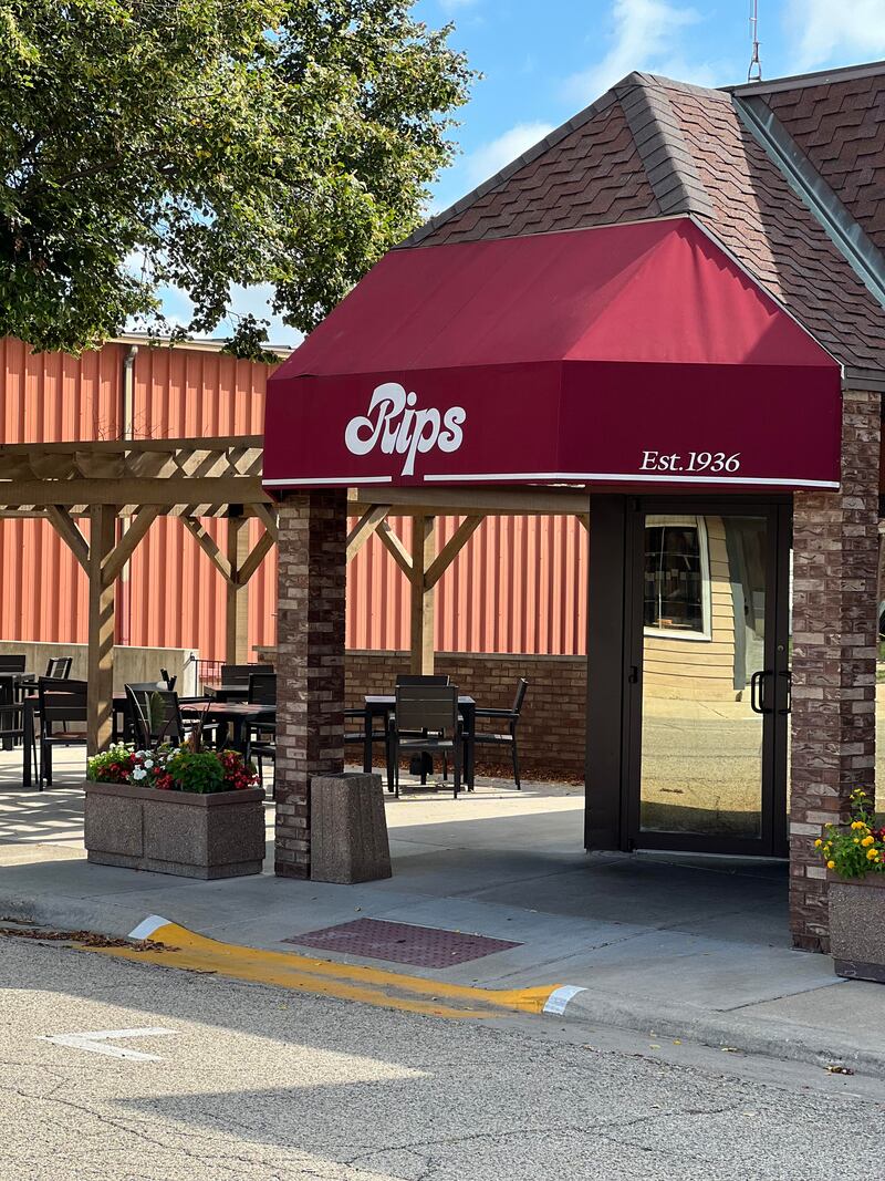 Established in 1936 by Sylvio “Rip” and Emma Gualandri, the establishment at 311 N. Main St. in Ladd has been serving chicken, crispies, pickles, fried appetizers, beer and liquor for 89 years.