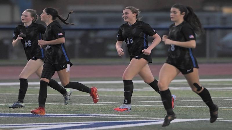 Laine Griswold’s goal in 13th minute proves to be the difference as St. Charles North holds on to beat Geneva