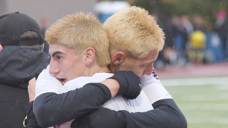 Photos: Mendota soccer falls short to Columbia during the Class 1A State championship