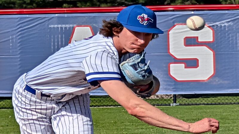 Jake Gillette homers, Dundee-Crown beats Burlington Central