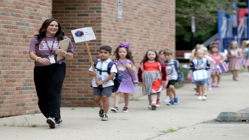 Here’s how to sign up for preschool, kindergarten in St. Charles 303