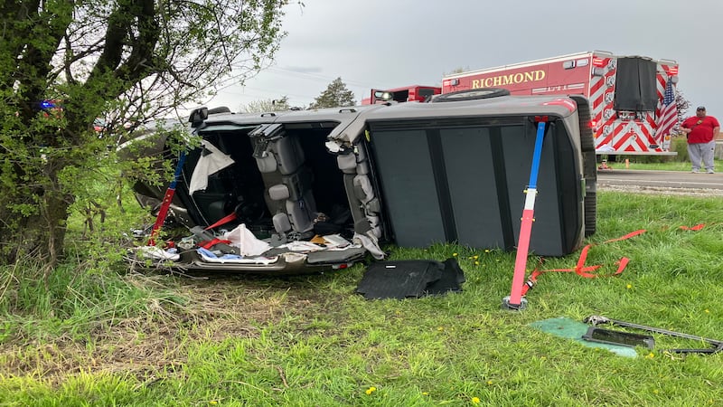 3 injured in rollover crash on Route 173 near Richmond