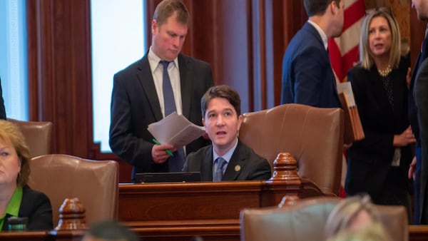 Illinois Senate advances bill to expel students who commit sexual violence at school
