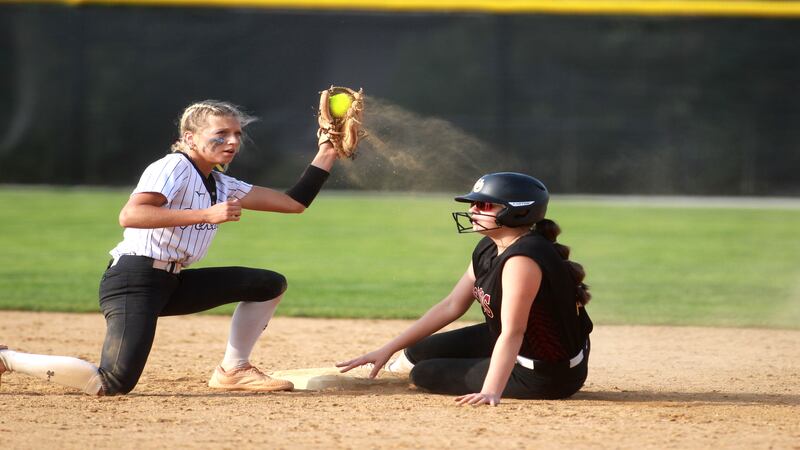 St. Laurence fights back, eliminates Montini 6-2 in Benedictine Supersectional