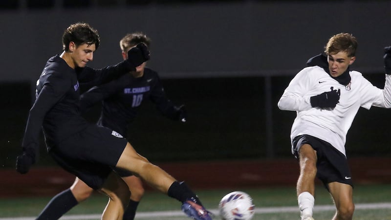 St. Charles North ousts McHenry, Huntley rolls over Jacobs in IHSA 3A regional semifinals