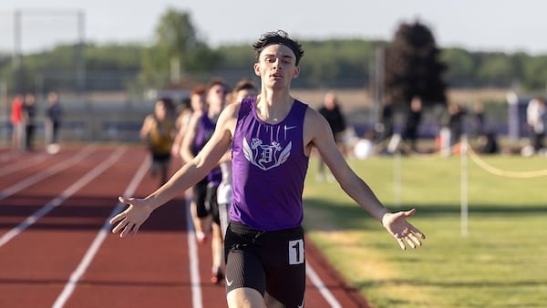 Dixon boys track and field wins first sectional title since 2002