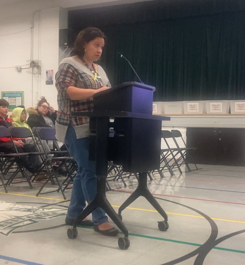AO Marshall Elementary School teacher Paulie Lopez speaks to the District 86 board in favor of keeping the school open.
Wednesday, Feb. 4, 2026.