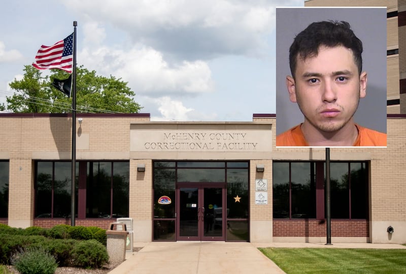 Enrique Navar-Favela, inset