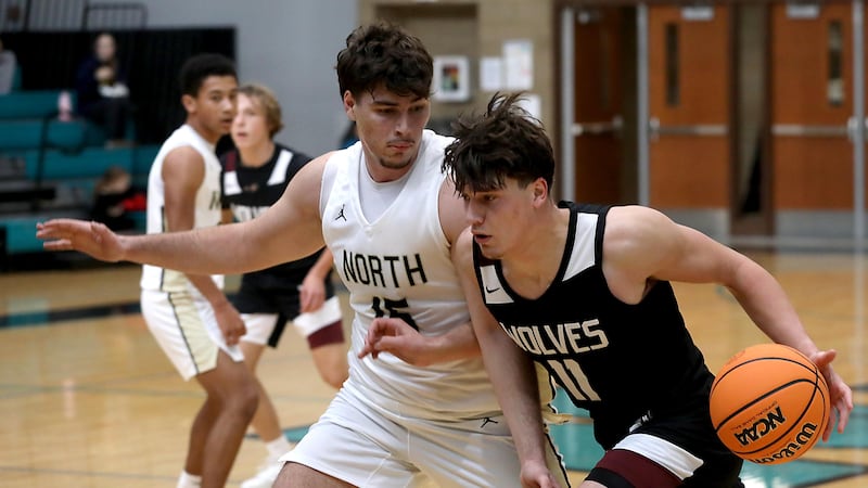 Photos: Prairie Ridge vs. Grayslake North boys basketball