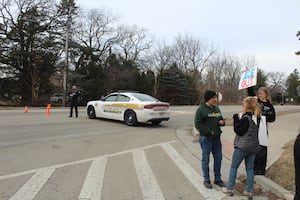 UPDATED: Authorities shut down road in Crystal Lake for ‘suspicious package’