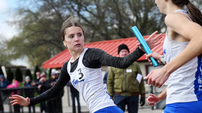 2026 Suburban Life-area girls track and field qualifiers for IHSA State Finals