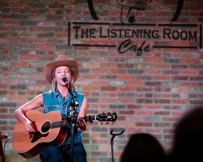 Dixon native Gina Venier was performing at The Listening Room Cafe in Nashville when a person approached he with the opportunity to sing the national anthem for the Chicago Cubs at Wrigley Field.