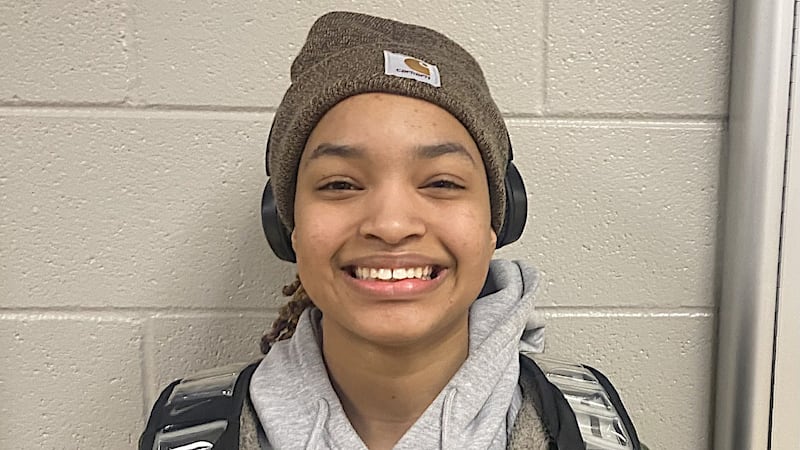 Stifling defense powers Bolingbrook girls past Oswego East