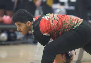 Host Cavaliers, Streator Bowlin’ Bulldogs roll out of L-P Regional