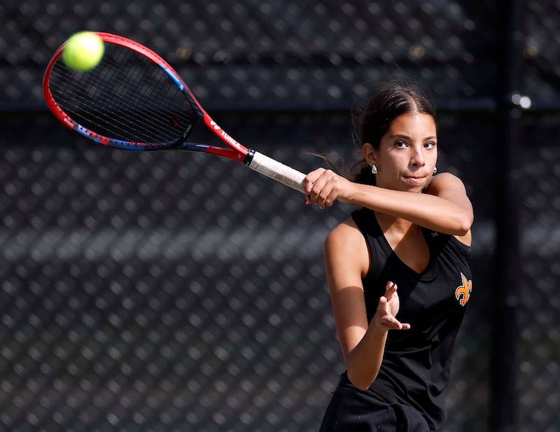 St. Charles East’s Kelsey Jacob during the Fremd High School tennis invite Saturday, Sept. 6, 2025 in Palatine.